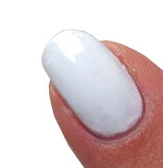 biały lakier do paznokci